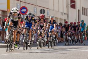 Hvor mange ryttere er med i Tour de France?